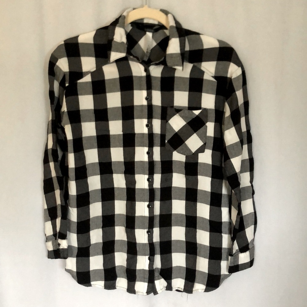 Kensie Black & White Buffalo Plaid Button-Up Flannel Shirt